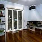 A Casa Di Alberto Bed & Breakfast 4*