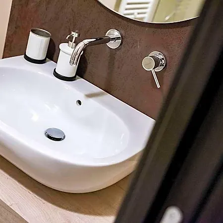 A Casa Di Alberto Nocleg ze śniadaniem 4*